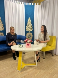 «Алау» телеарнасының «Өмір ағымы» бағдарламасының «Көненің көзі» айдарында  «Портрет өнері» көрмесі.